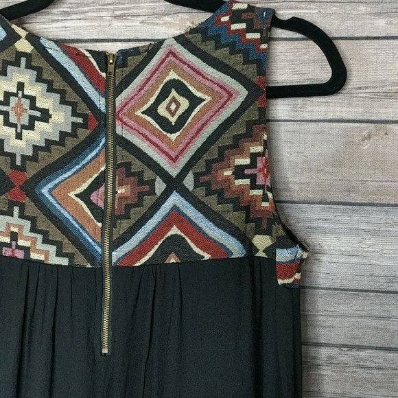 Doe & Rae Leonna Embroidered Dress Black Small - Picture 4 of 10